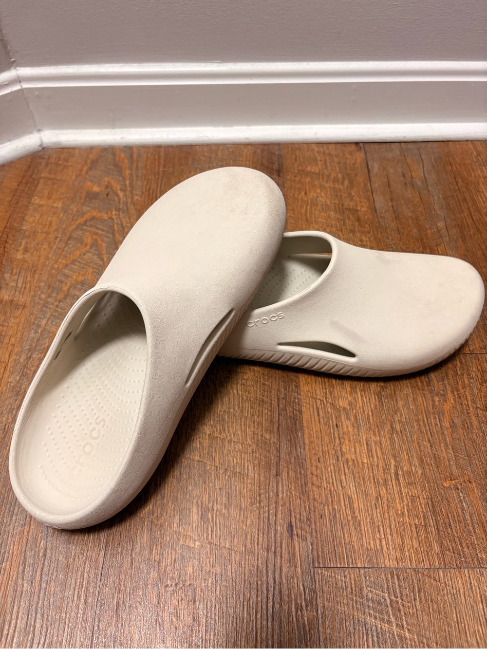 Men’s CROCS Slip-On Cream Foam Clog